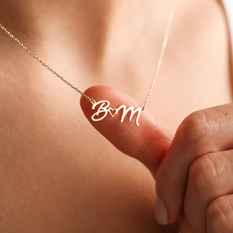 Women Fashion Names - Colliers avec nom personnalisé pour femmes,
